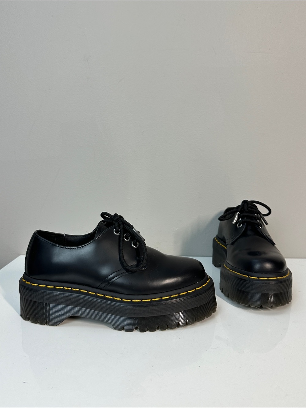 Dr. Martens 1461 Quad Black Polished Smooth Leather Platform Shoe Womens Size 5